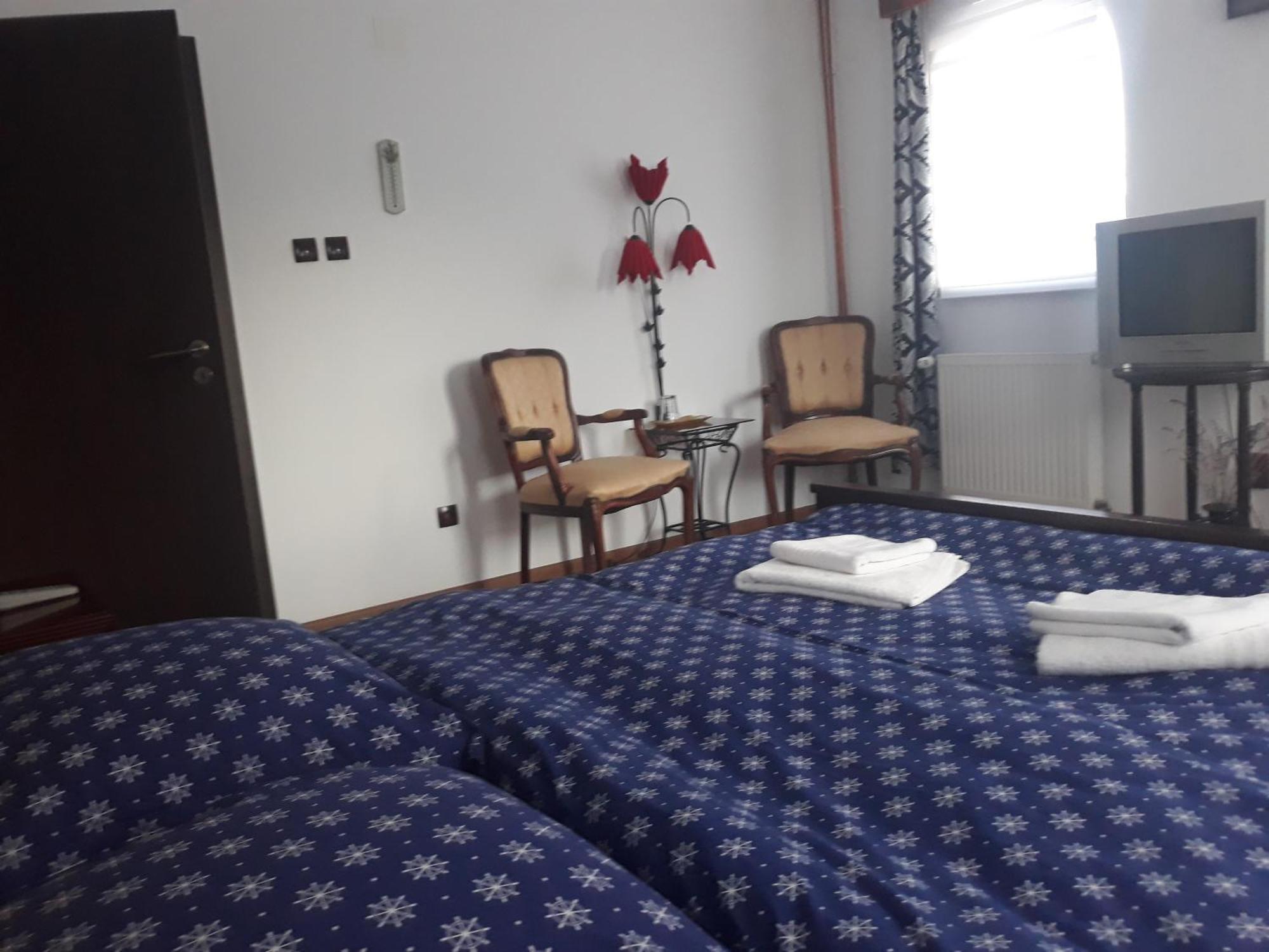 Vălenii de Munte Vila Madudu מראה חיצוני תמונה