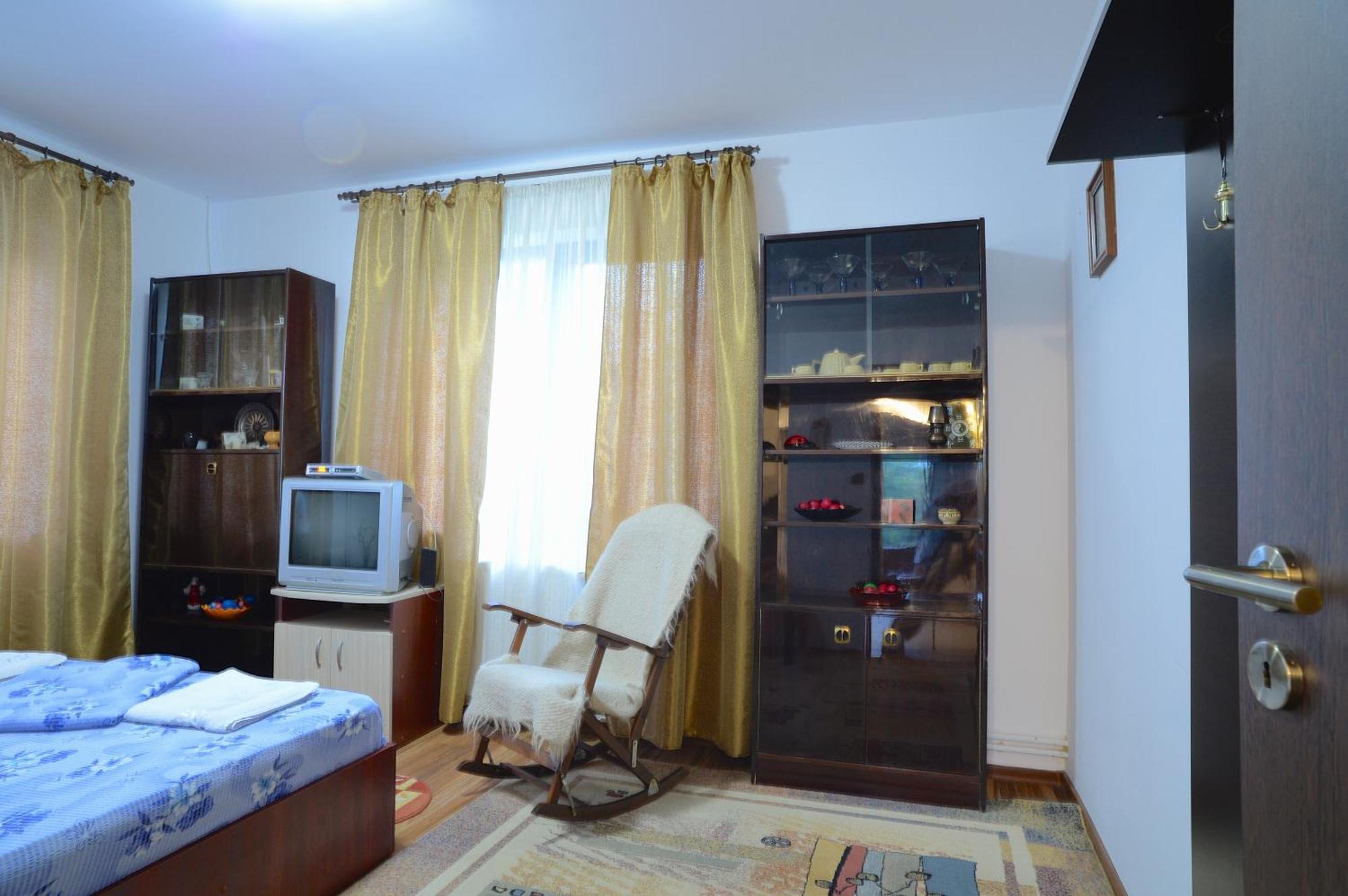 Vălenii de Munte Vila Madudu מראה חיצוני תמונה